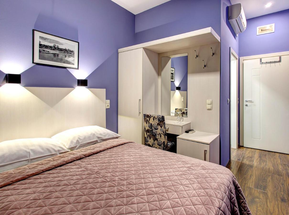 Hotel Le Pont ปรีเยดอร์ ภายนอก รูปภาพ