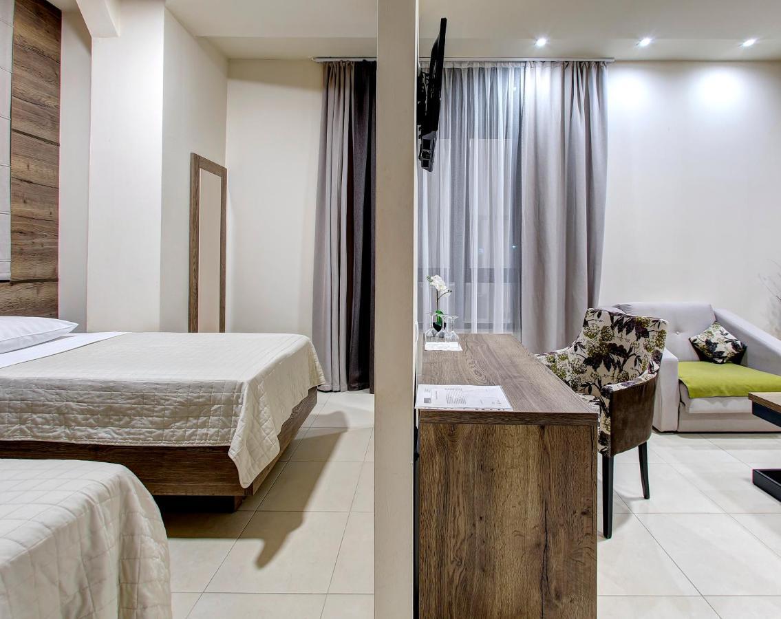 Hotel Le Pont ปรีเยดอร์ ภายนอก รูปภาพ