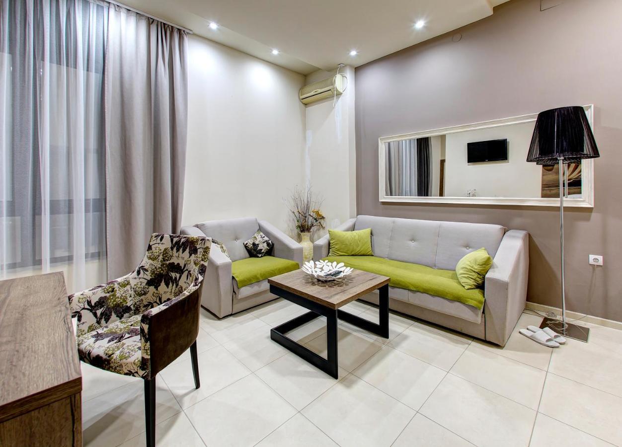 Hotel Le Pont ปรีเยดอร์ ภายนอก รูปภาพ