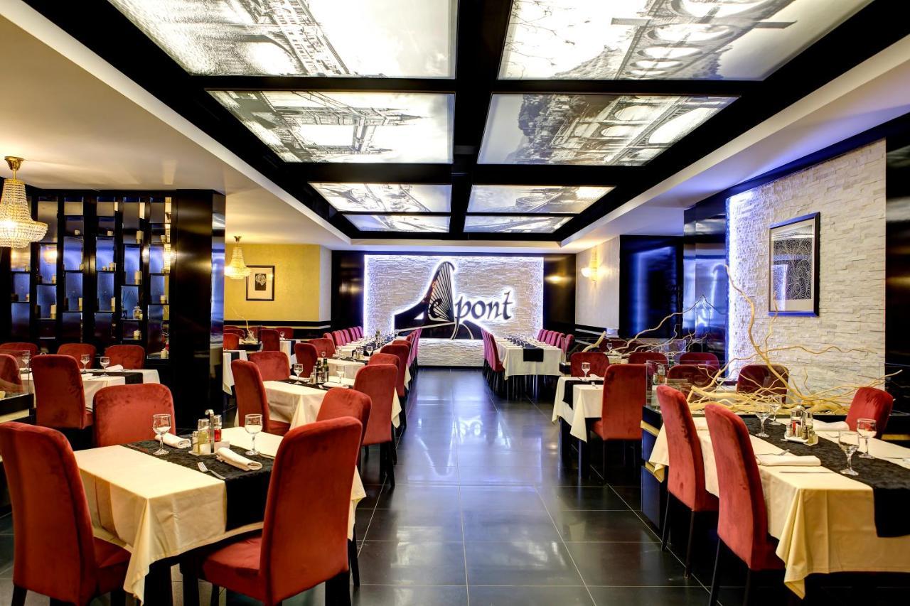 Hotel Le Pont ปรีเยดอร์ ภายนอก รูปภาพ