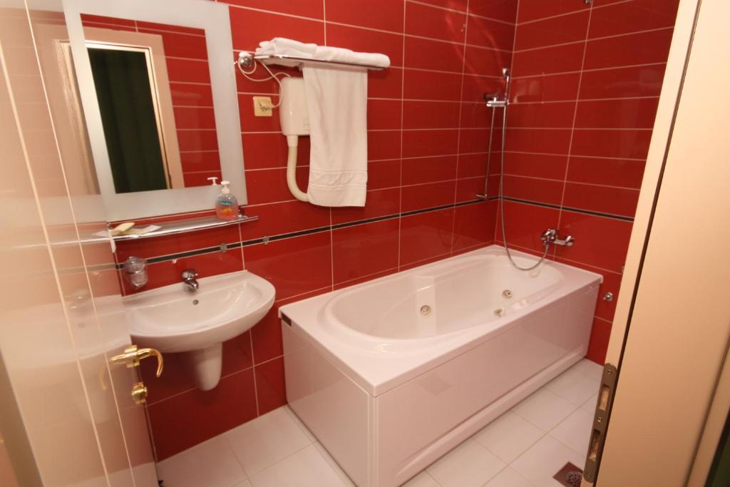 Hotel Le Pont ปรีเยดอร์ ห้อง รูปภาพ